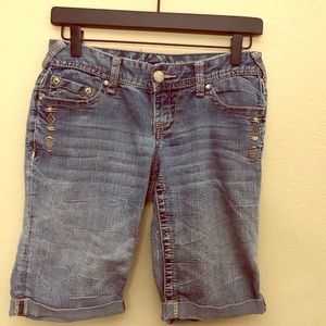 Ariya Jeans Bermuda shorts Size 3/4